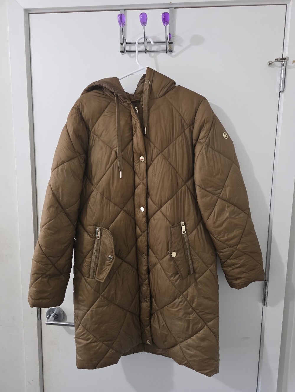 Women’s Quilted Hooded Coat in Brown